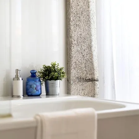Lovelystay Sweet Mouzinho Apartment *