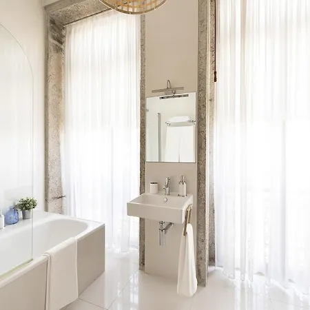 Lovelystay Sweet Mouzinho Apartment Porto