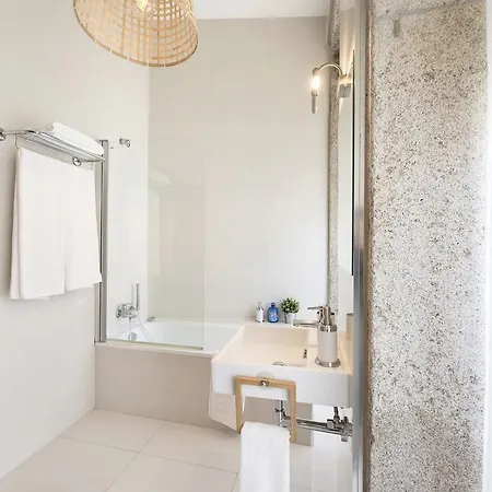 Lovelystay Sweet Mouzinho Apartment